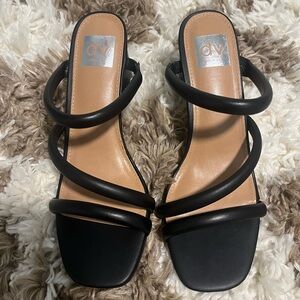 DV by Dolce Vita Women's Black Strappy Sandals